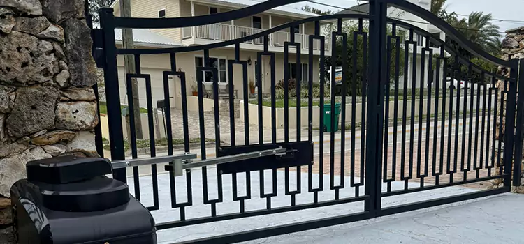 Swing Gate Opener with Keypad Crystal Lake