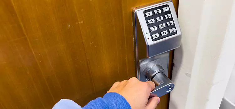Why Choose Us for Your Keypad Lock Needs in Crystal Lake, IL?